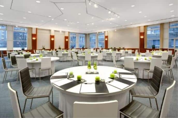 Meeting in Berlin Crown Plaza