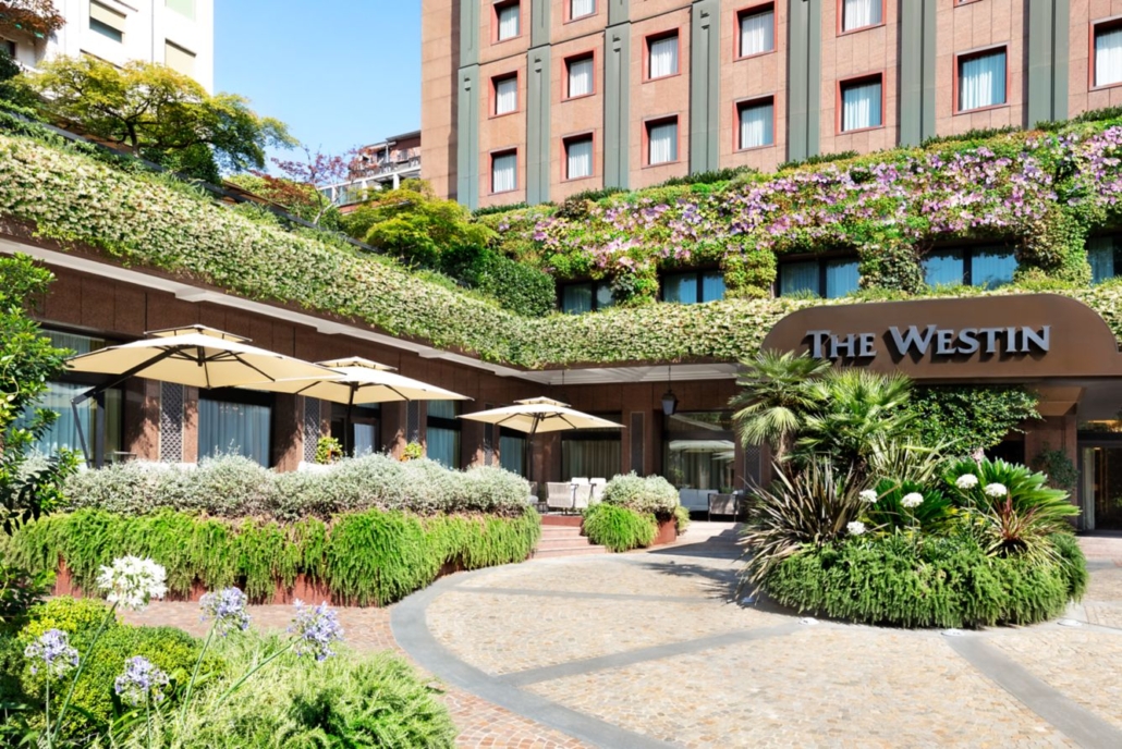 wi-milwi-entrance-21362_Classic-Hor
